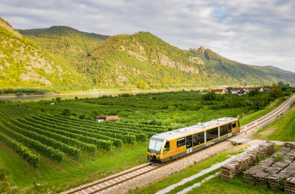 Wachaubahn, © Niederösterreich Bahnen / Doris Schwarz-König